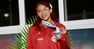 Gana alumna de Cobach medallas de plata y bronce en Juegos Conade 