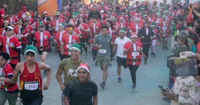 Participan 500 deportistas en carrera “Misión Navidad”